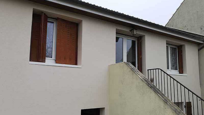 Comment choisir le bon revêtement pour le ravalement d'une façade lors d'une rénovation ? Dourdan
